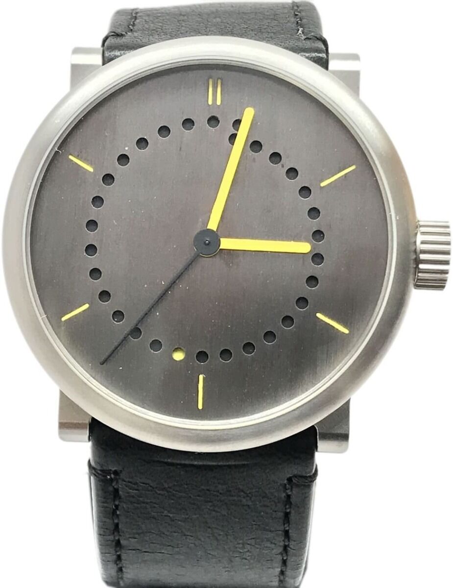 Ochs and Junior Date Custom Made Design