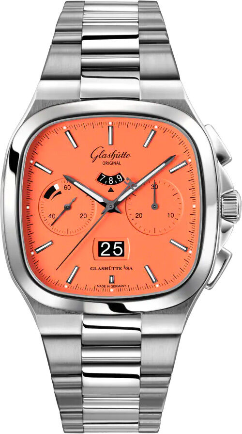 Glashütte Original Seventies Chronograph Panorama Date on Bracelet 1-37-02-11-02-70