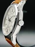 Patek Philippe Calatrava Weekly Calendar 5212A image 3 thumbnail