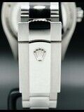Rolex Oyster Perpetual Milgauss 40mm 116400GV image 3 thumbnail
