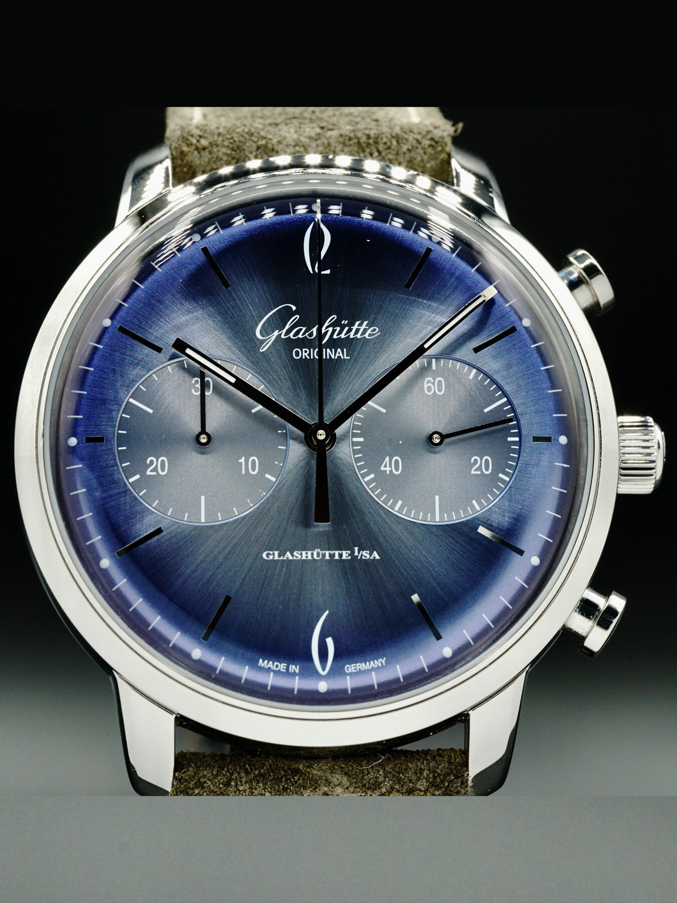 Glashütte Original Sixties Chronograph Glacier Blue 1-39-34-04-22-04