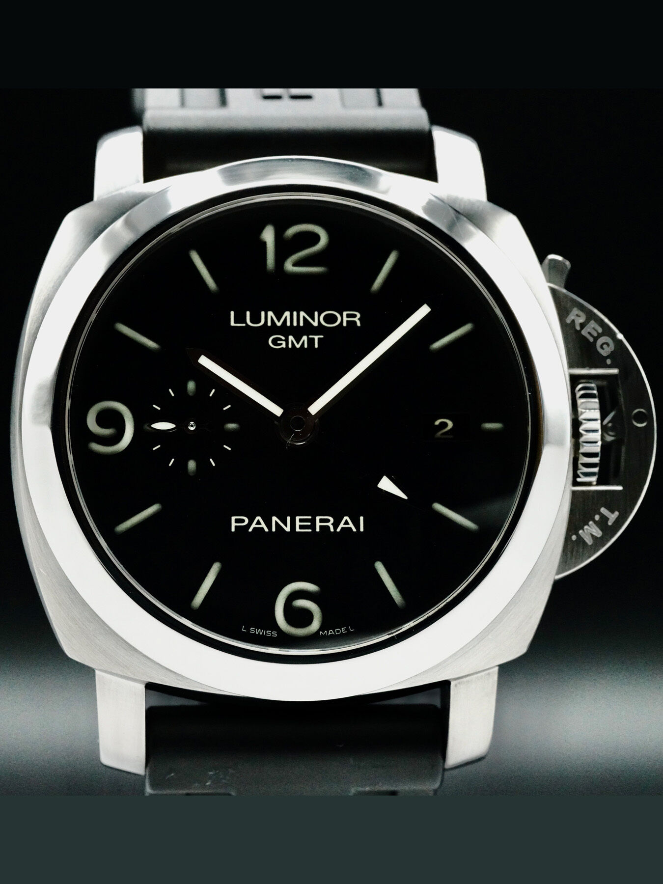 Panerai PAM00320 Luminor 1950 3 Days GMT Automatic