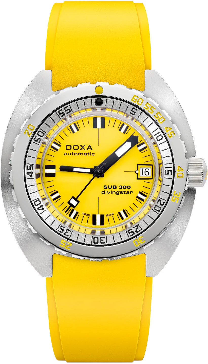 DOXA Sub 300 Divingstar 821.10.361.31 on Strap