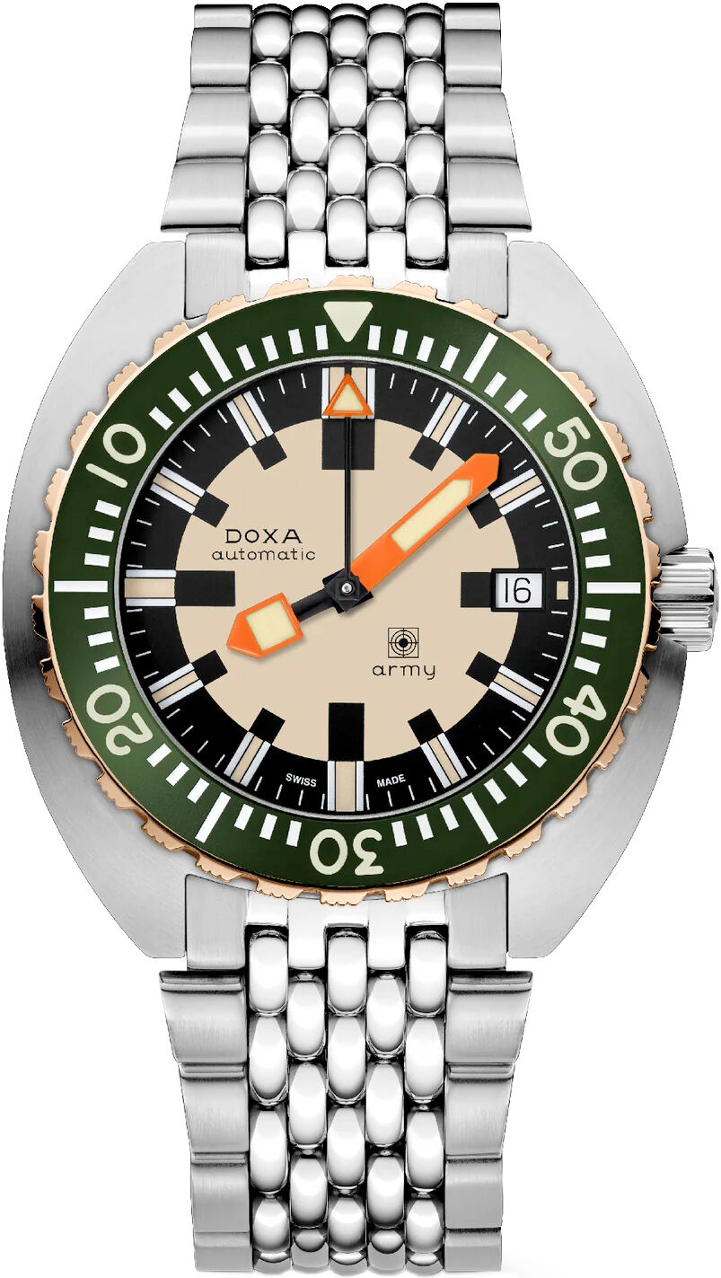 DOXA Army Bronze Bezel 785.60.031.10 on Bracelet
