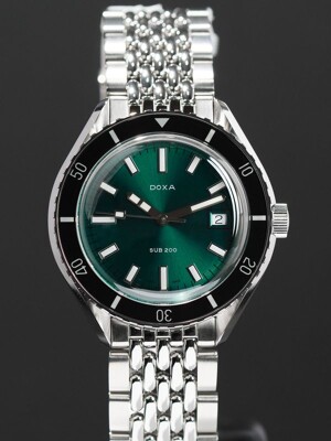 DOXA 799.10.131.10 Sea Emerald SUB 200 On Stainless Steel Bracelet