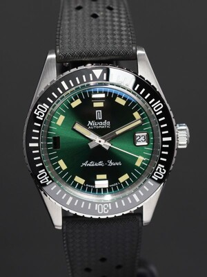 Nivada Grenchen 32053A01 Antarctic Diver Green Date on Rubber Tropic