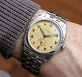 Fears BS23800B.013.124 Brunswick 38 Champagne on Stainless Steel Bracelet image 2 thumbnail