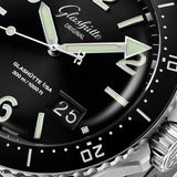 Glashütte Original SeaQ Panorama Date image 2 thumbnail