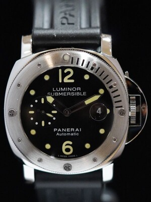 Panerai PAM00024 Luminor Submersible