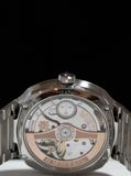 H. Moser & Cie. 6200-1200 Streamliner Green Dial image 1 thumbnail