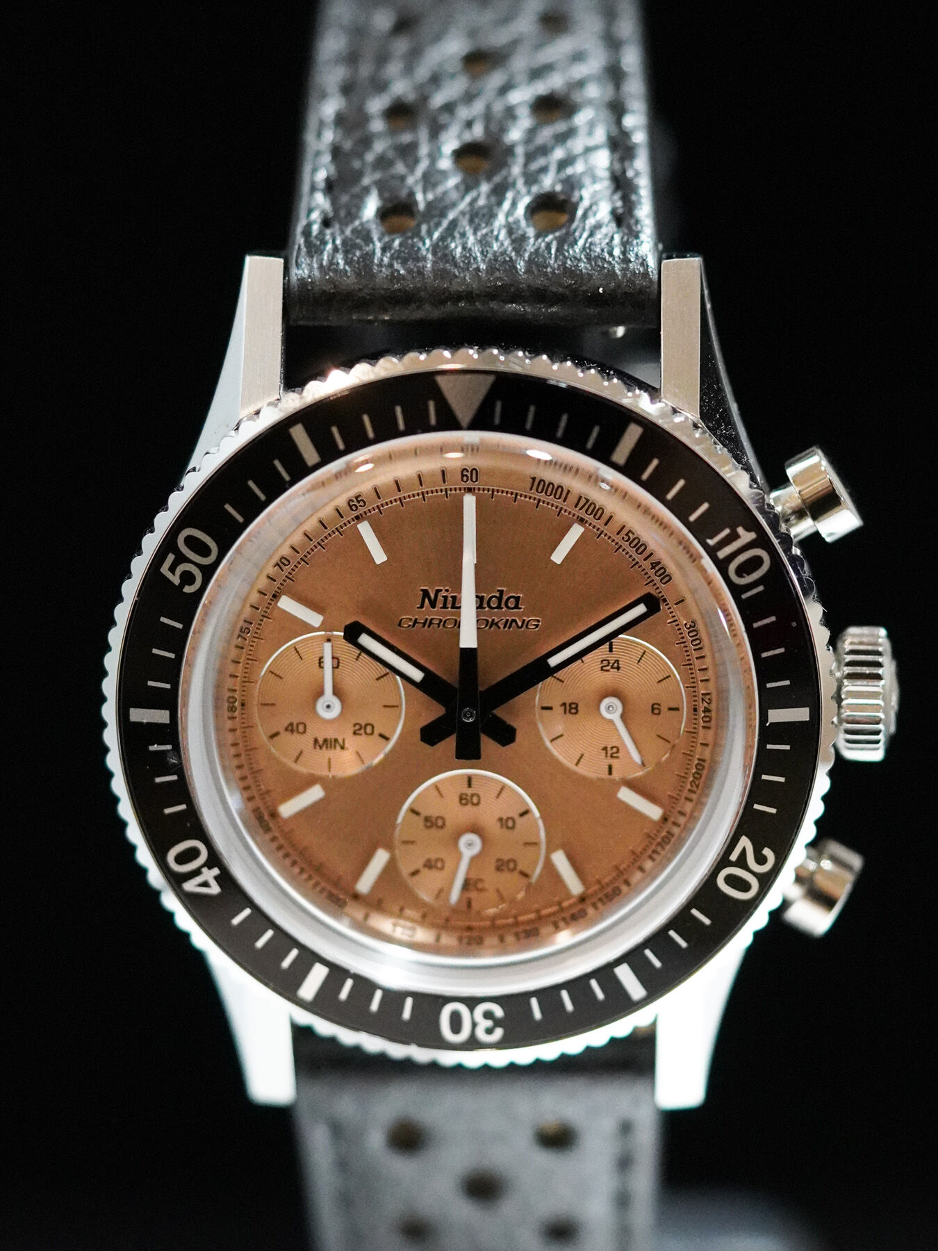 Nivada Grenchen 87043Q10 Chronoking Salmon Dial on Strap