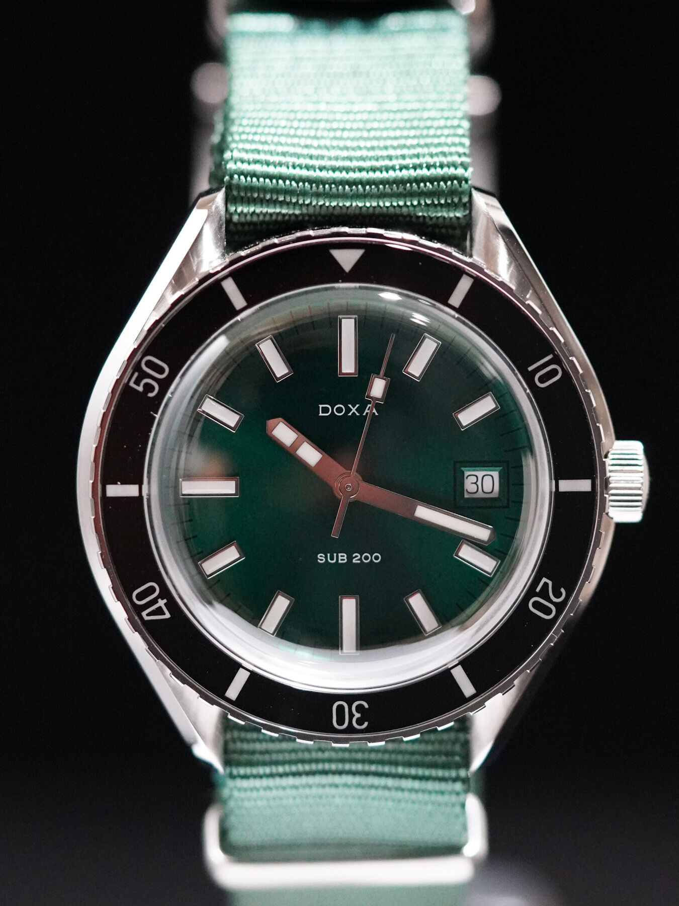 DOXA Sub 200 Sea Emerald 799.10.131.26-N On Nato Strap