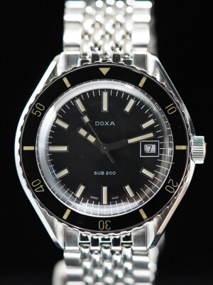 DOXA Sub 200 Sharkhunter 799.10.101.10 On Bracelet