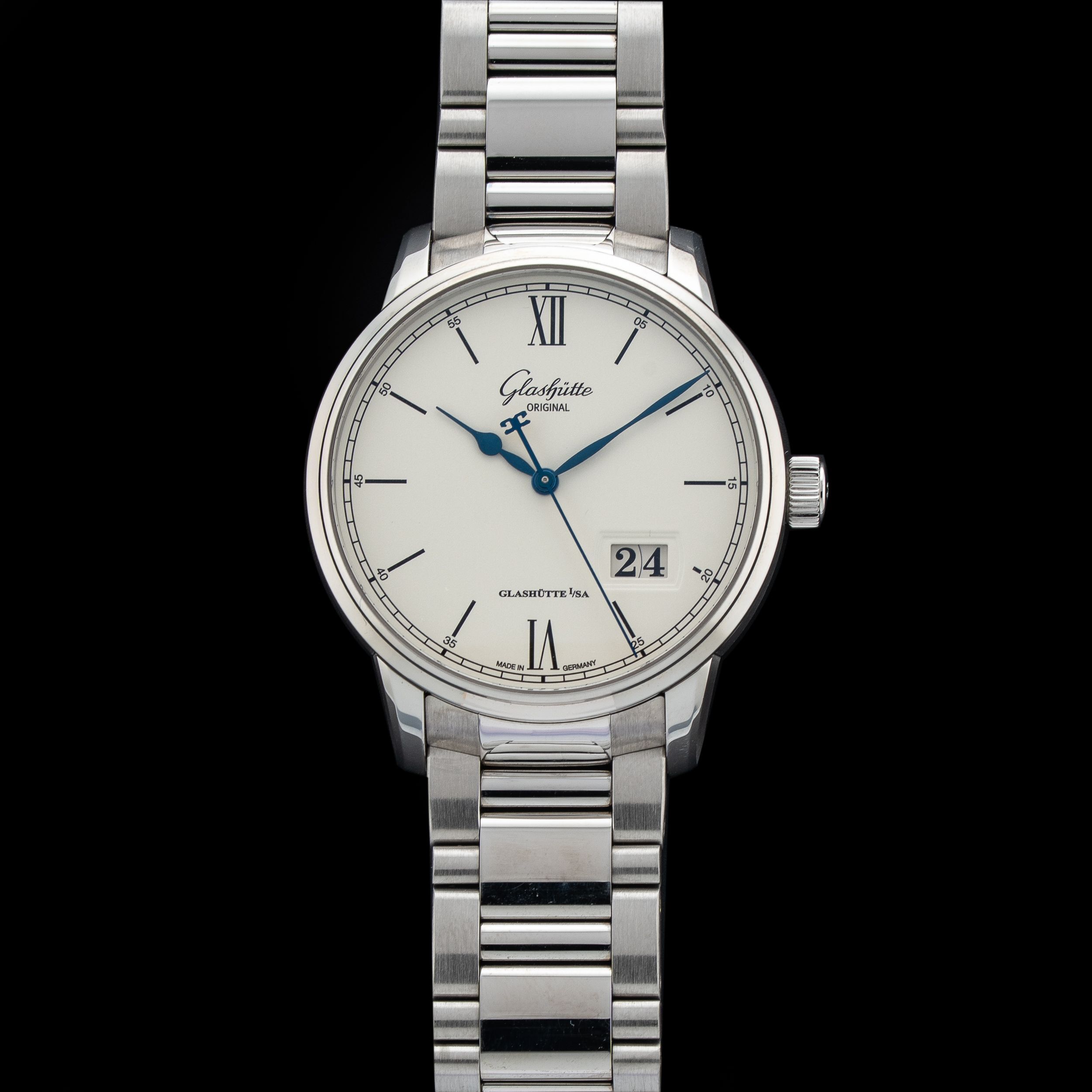 Glashütte Original 1-36-03-01-02-70 Senator Excellence Panorama Date