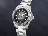 TAG Heuer WBP2110.BA0627 Aquaracer Professional 200 Date image 6 thumbnail