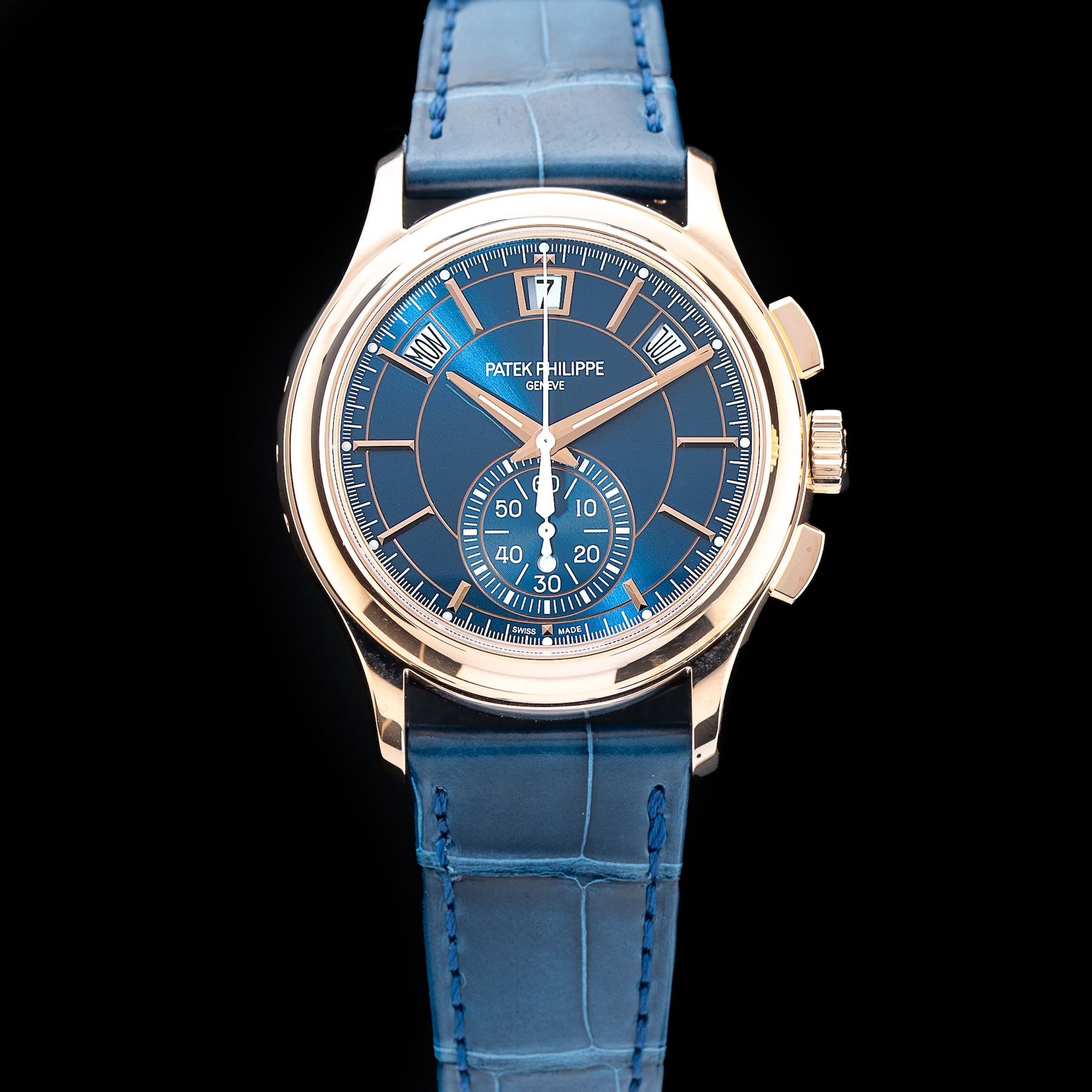 Patek Philippe 5905R-010 Flyback Chronograph Annual Calendar Rose Gold Blue