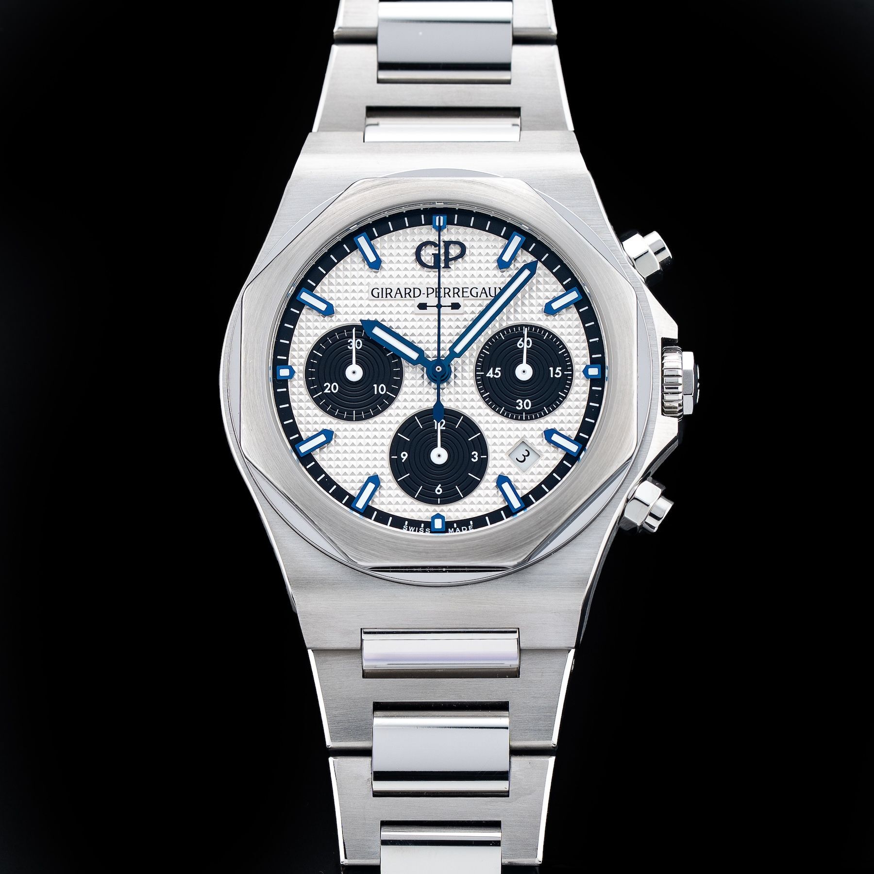 Girard Perregaux Laureato 81020-11-131-11A
