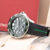Omega 210.30.42.20.10.001 Seamaster Diver 300M Green Dial On Bracelet image 6 thumbnail