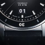 Mühle Glasütte M1-52-43-MB Sportivo Big Date image 2 thumbnail