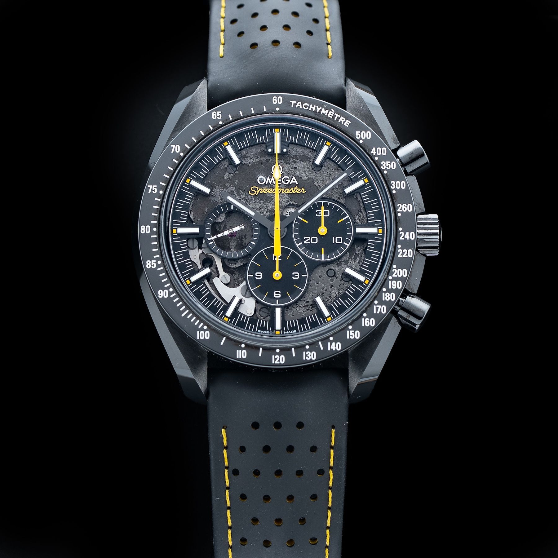 Omega 310.92.44.50.01.001 Speedmaster Dark Side Of The Moon Apollo 8