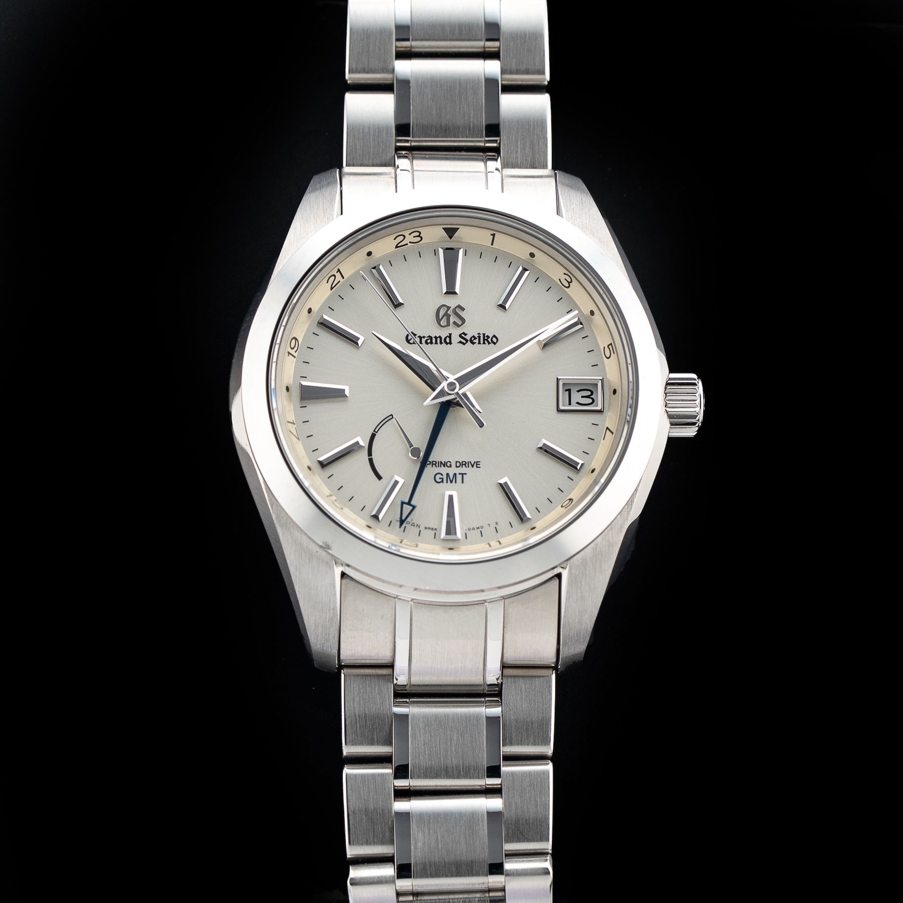 Grand Seiko SBGE205 Spring Drive GMT Champagne Dial