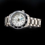 Seiko Prospex Diver GMT SPB439 image 3 thumbnail