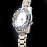 Seiko Prospex Diver GMT SPB439 image 2 thumbnail