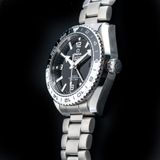 Omega Seamaster Planet Ocean 215.30.44.22.01.001 image 2 thumbnail