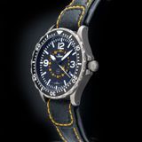 Sinn 857 UTC Testaf Lufthansa Cargo Edition image 2 thumbnail