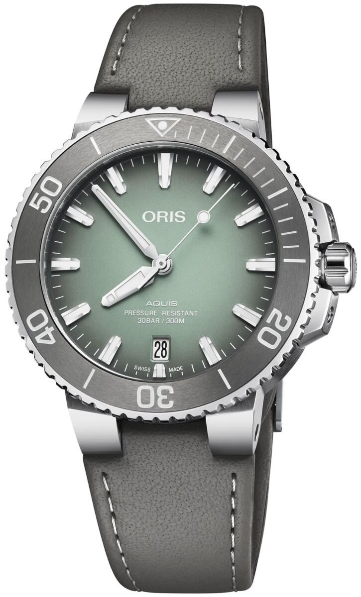 Oris Aquis Date Mint