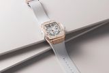 Hublot 642.OE.2010.RW.1204 Spirit of Big Bang King Gold White Diamonds 42mm image 3 thumbnail