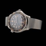 Omega Seamaster Diver 300 007 James Bond Edition on Bracelet 210.90.42.20.01.001 image 3 thumbnail
