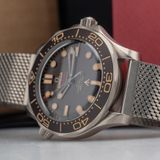 Omega Seamaster Diver 300 007 James Bond Edition on Bracelet 210.90.42.20.01.001 image 7 thumbnail