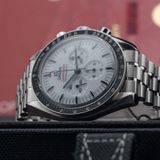 Omega Speedmaster Moonwatch Professional White Dial 310.30.42.50.04.001 image 8 thumbnail