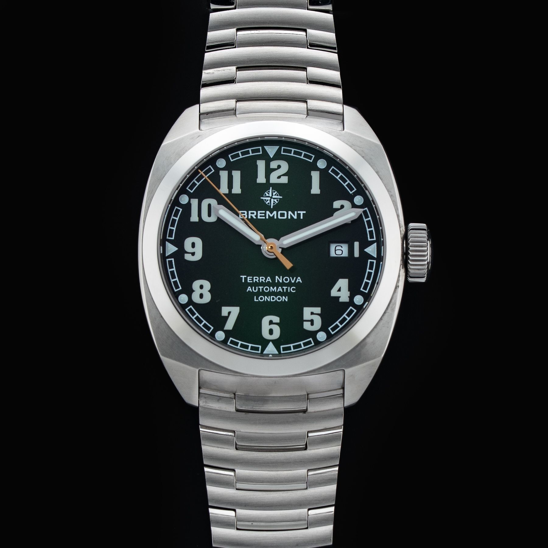 Bremont TN40-DT-SS-GN-B Terra Nova 40.5 Date Green Dial On Bracelet