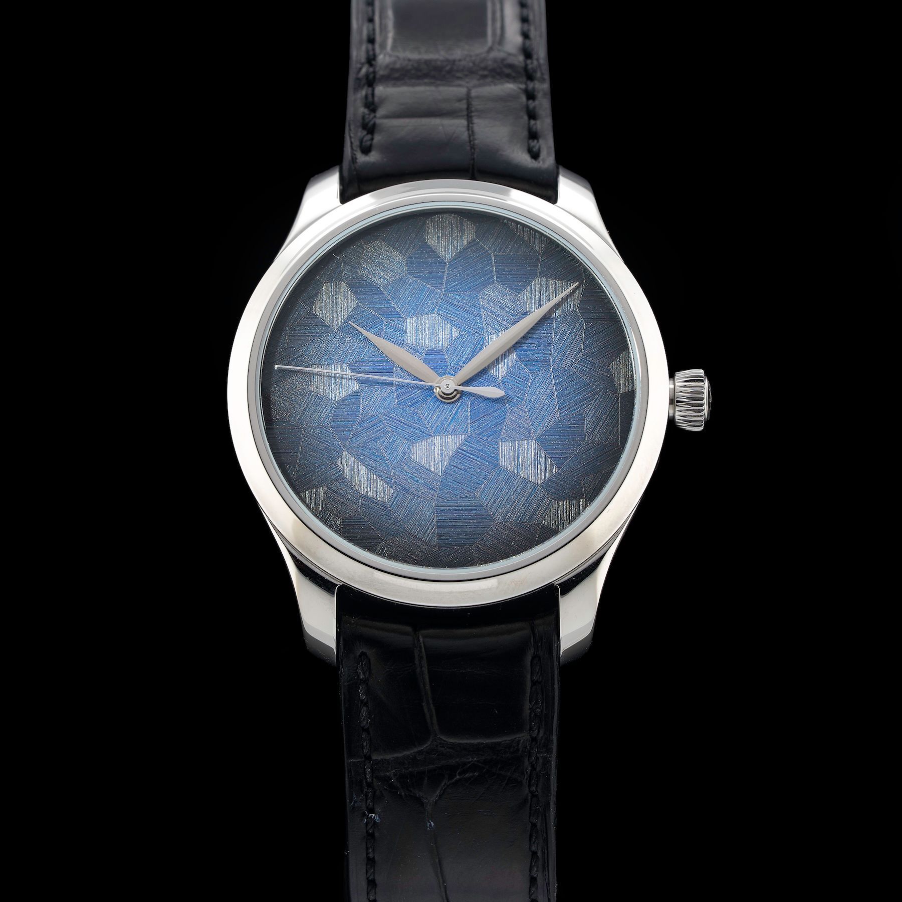 H. Moser & Cie. 1200-1220 Endeavour Centre Seconds Blue Mosaic Dial
