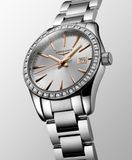 Longines L2.286.0.72.6 Conquest Classic Sunray Silver Dial on Bracelet image 5 thumbnail