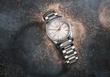 Longines L2.286.0.72.6 Conquest Classic Sunray Silver Dial on Bracelet image 2 thumbnail