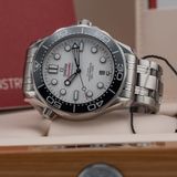 Omega Seamaster Diver 300M Master Chronometer 42mm 210.30.42.20.04.001 image 9 thumbnail