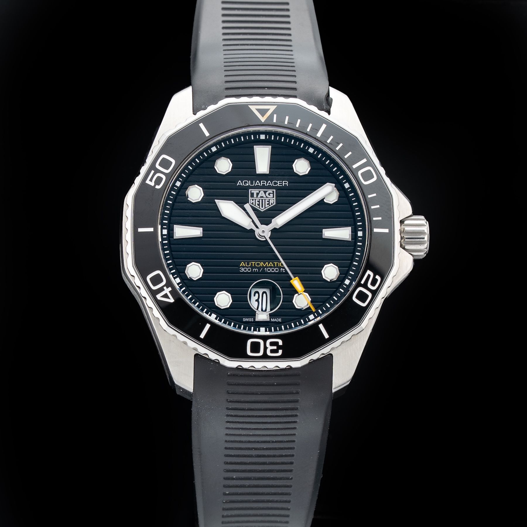 TAG Heuer WBP201A.FT6197 Aquaracer Professional 300 Date