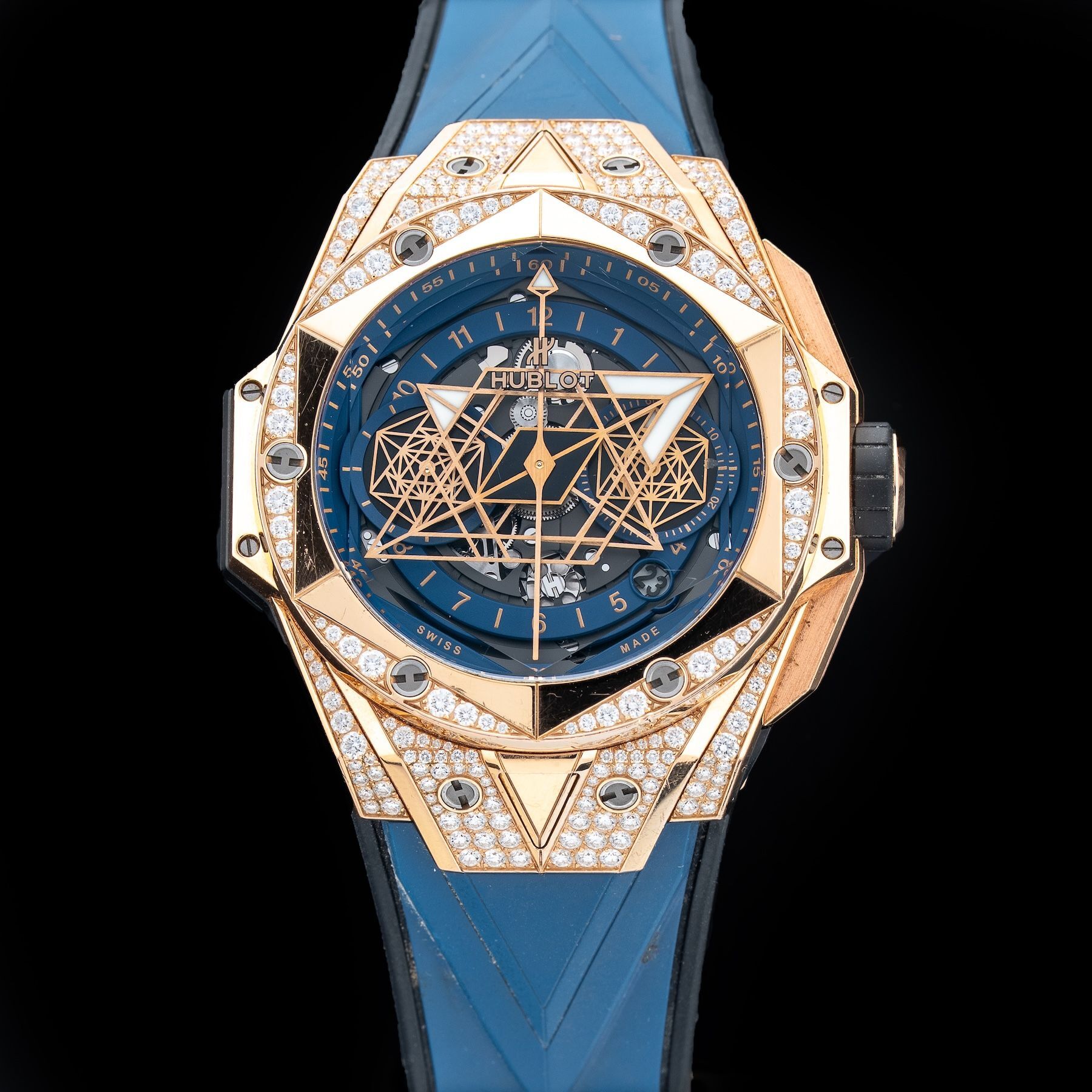 Hublot 418.OX.5108.RX.1604.MXM20 Big Bang Unico Sang Bleu II King Gold Blue Pavé