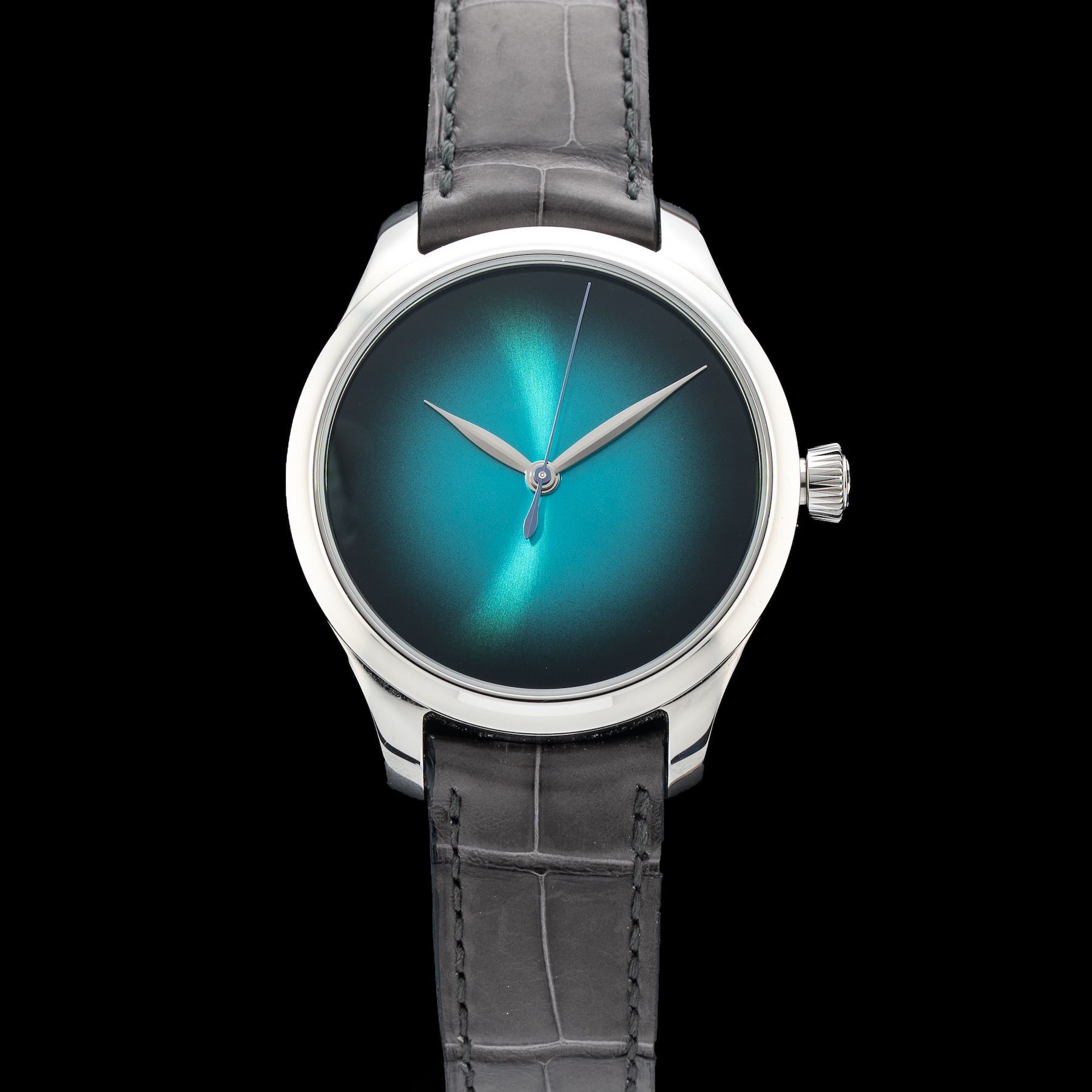 H. Moser & Cie. Endeavour Centre Seconds 1200-1240