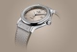 Hublot 542.NX.4610.NR.HEC25 Essential Taupe 42mm image 5 thumbnail