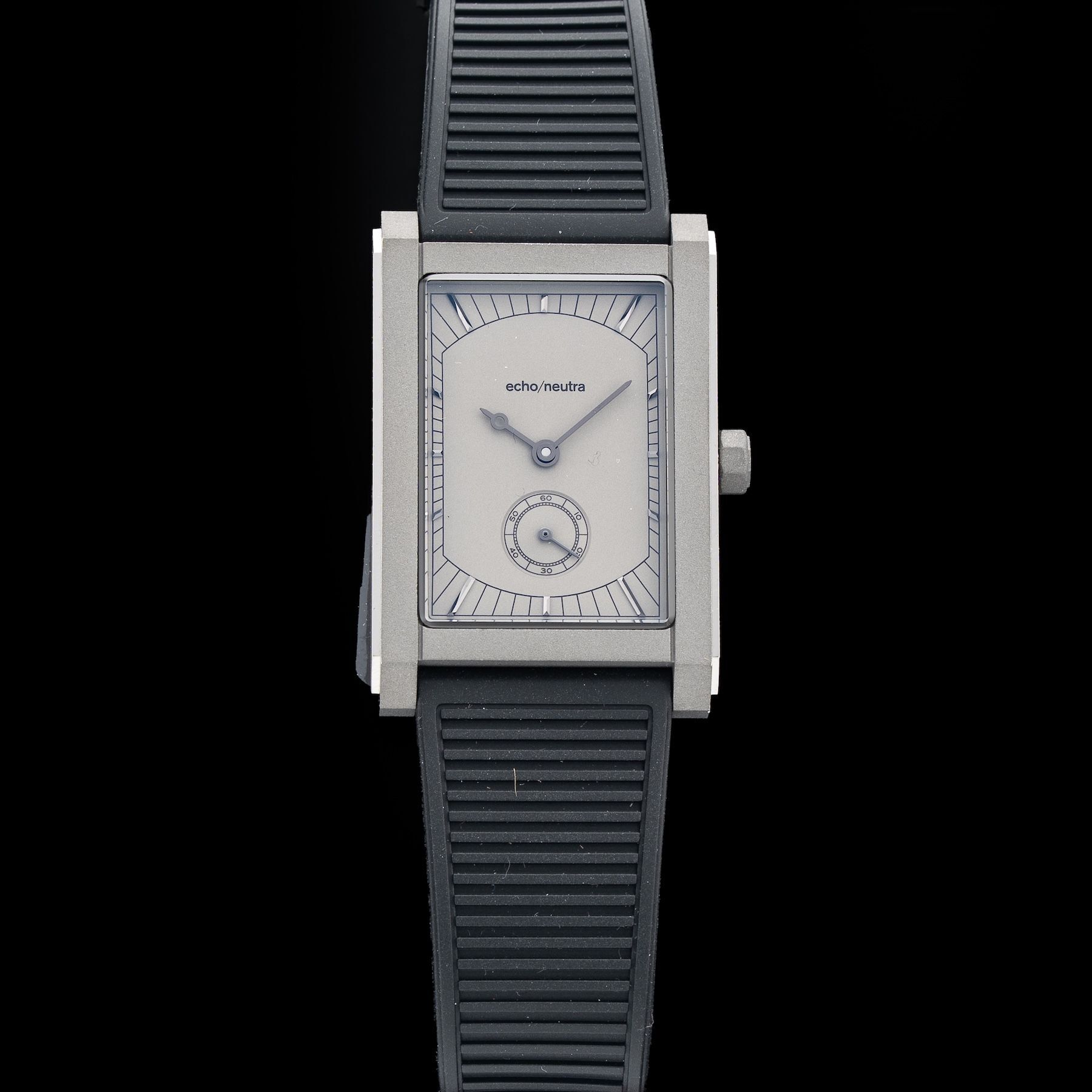 Echo Neutra Rivanera Titanium Grey