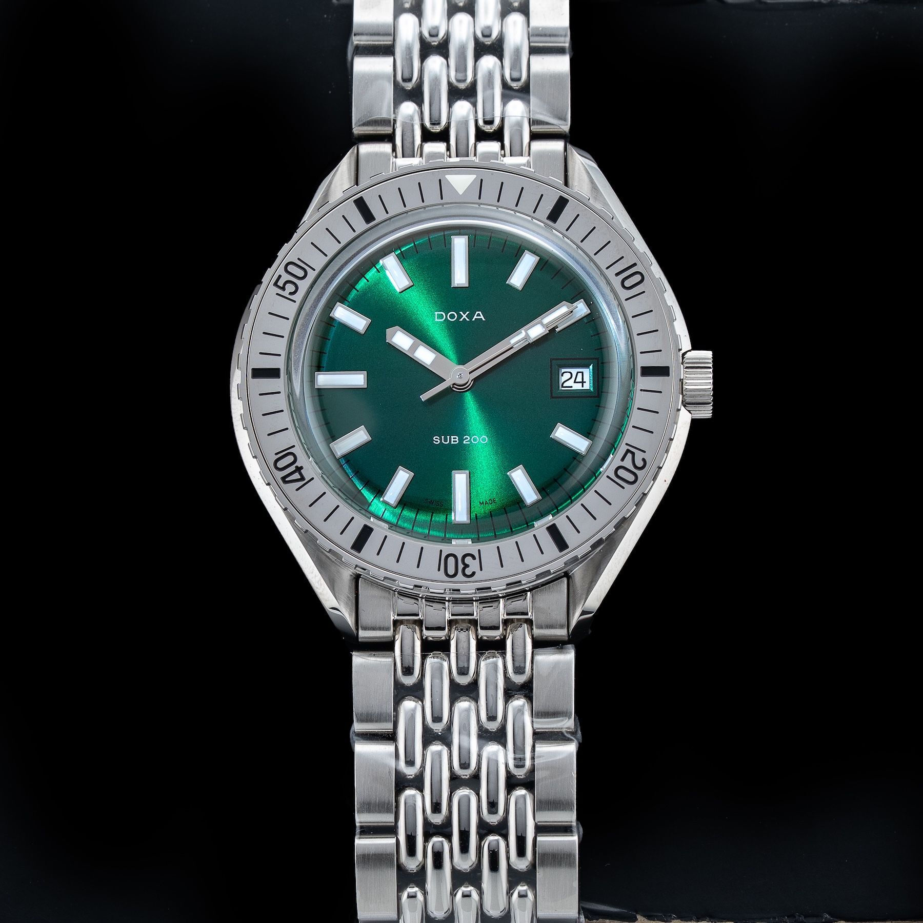 DOXA SUB 200 Sea Emerald 796.10.131.10 On Stainless Steel Bracelet
