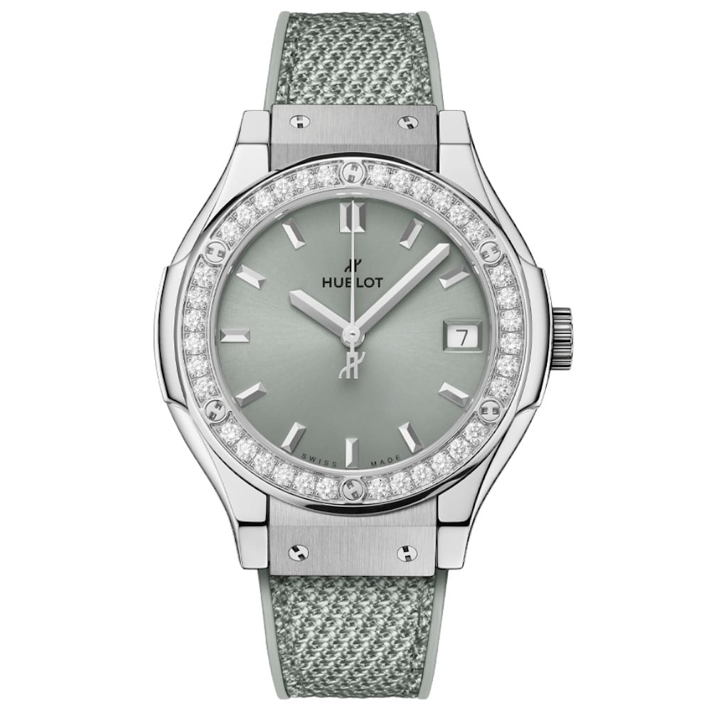 Hublot Classic Fusion Titanium Sage Green Diamonds 33mm 581.NX.891G.NR.1104