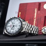 Omega 310.30.42.50.04.001 Speedmaster Moonwatch Professional White Dial image 8 thumbnail