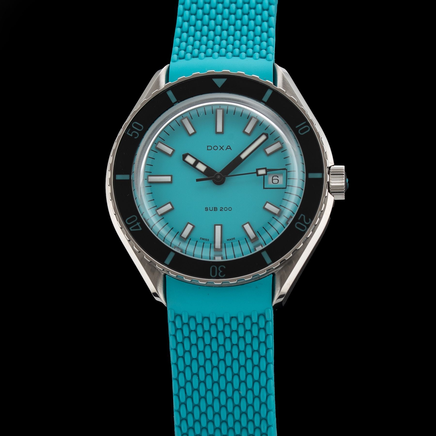 DOXA Sub 200 Aquamarine 799.10.241.25 on Strap