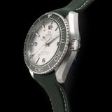 Omega 215.32.44.21.06.001 Planet Ocean Seamaster 600M Grey image 2 thumbnail