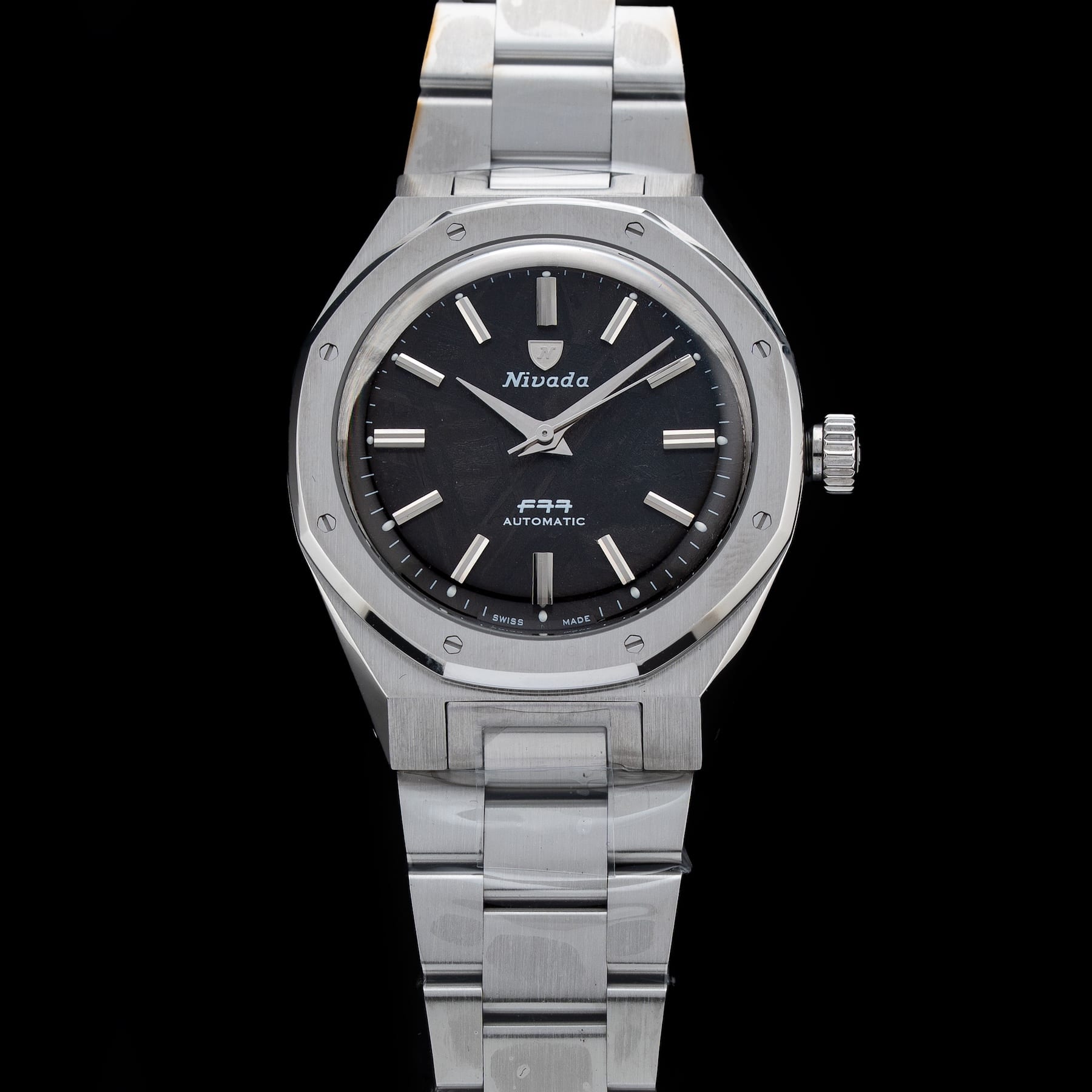 Nivada Grenchen F77 Meteorite MK2 38mm 68049A77